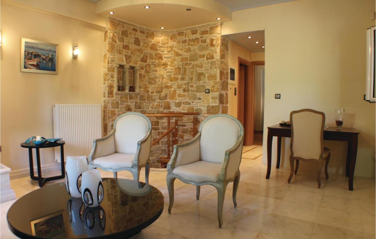 Amazing Home In Artemida With Kitchen Dış mekan fotoğraf